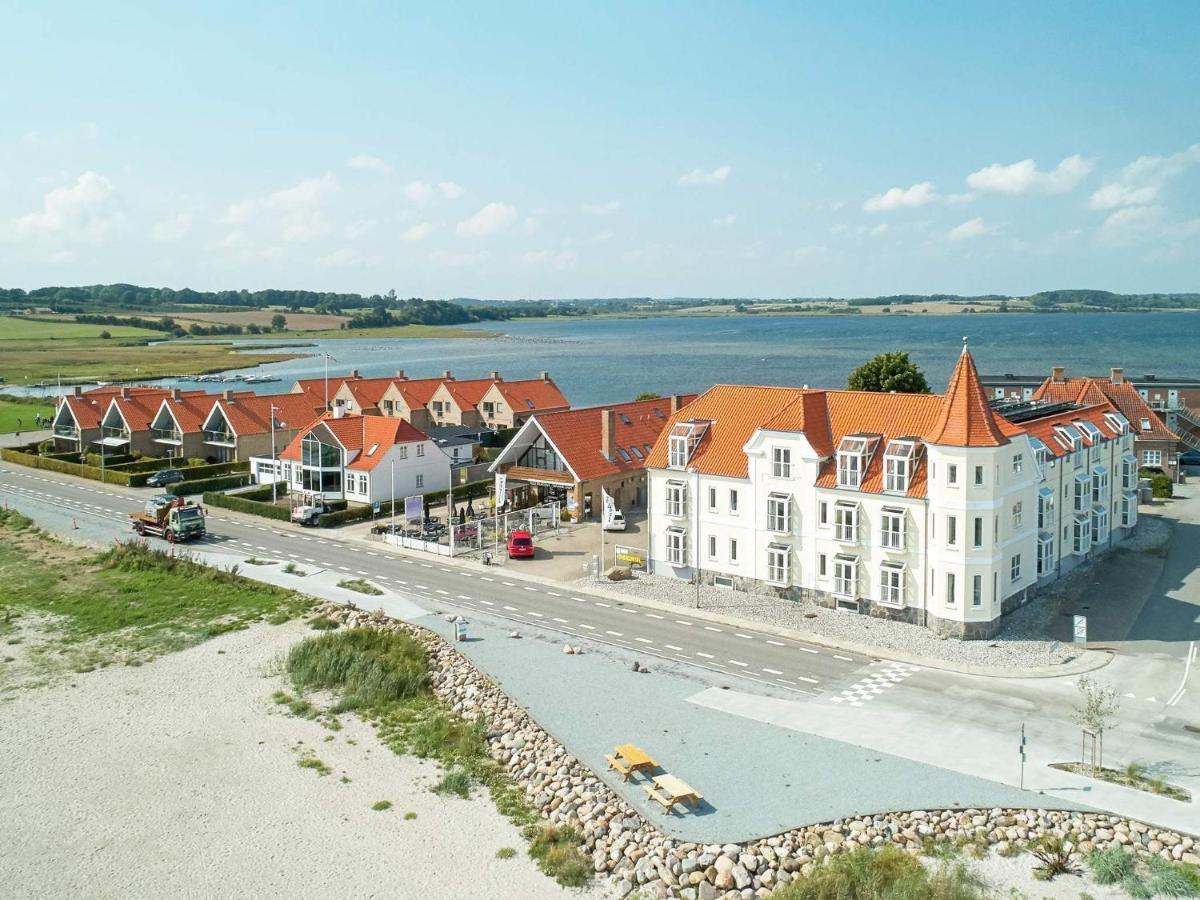 6 Person Holiday Home On A Holiday Park In Hejls Exterior photo